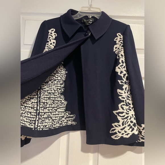 St John knit jacket women’s size 8 - Picture 3 of 6